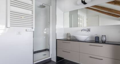 Duplex 2 Dorm · Duplex 2 Dorm · Duplex 2 Bedroom Apartment - Chueca