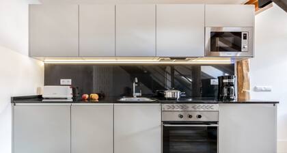 Duplex 2 Dorm · Duplex 2 Dorm · Duplex 2 Bedroom Apartment - Chueca