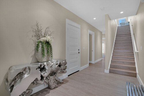 OKALOOSA ISLAND-4 BEDROOM TOWNHOUSE DIRECTLY ON THE BAY--BEACH ACCESS ACROSS THE STREET