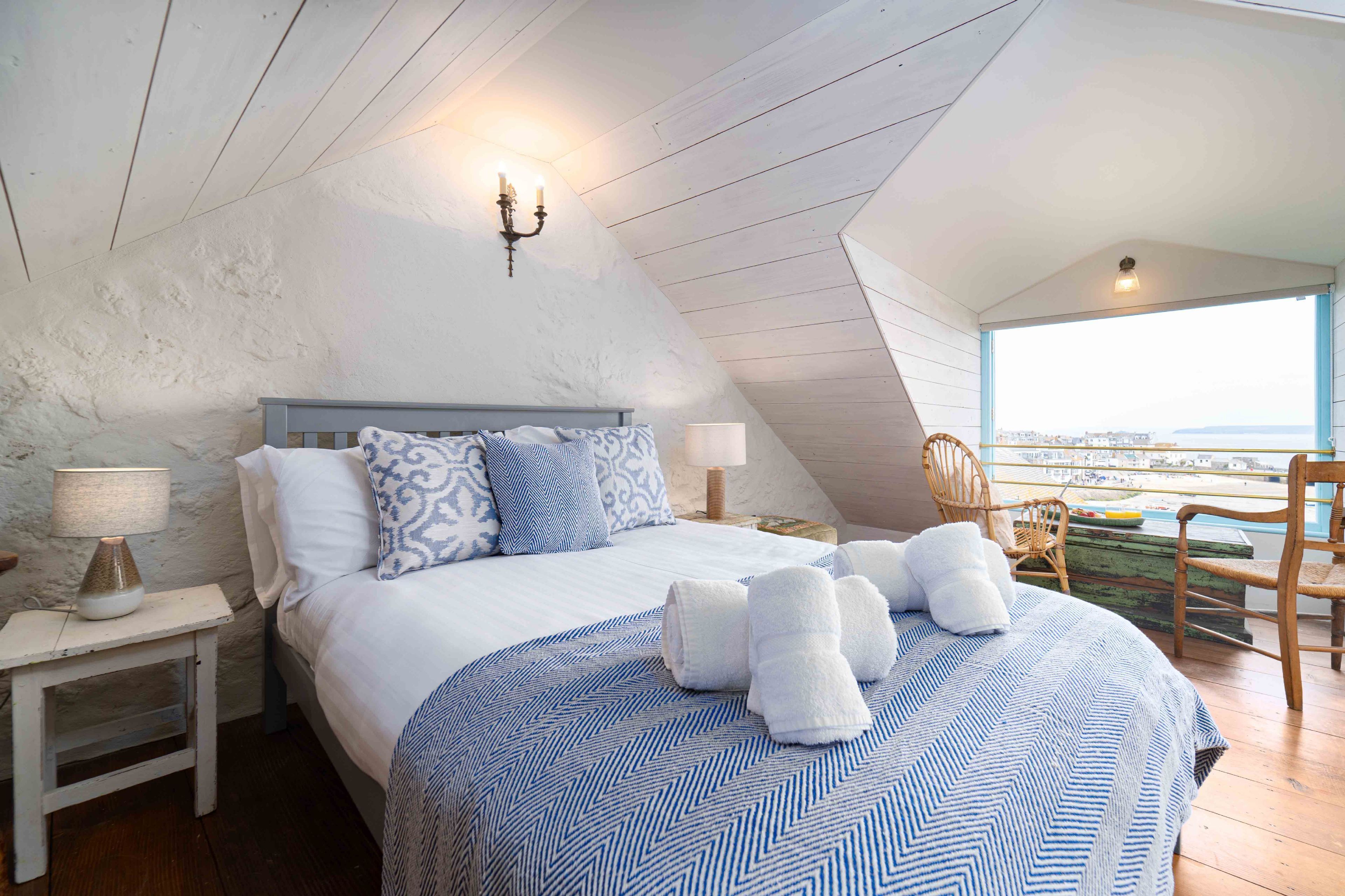 3 bedrooms, desk, iron/ironing board, WiFi