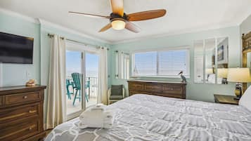 2 bedrooms, travel cot, WiFi, bed sheets