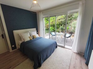 4 camere, ferro/asse da stiro, Wi-Fi gratuito, lenzuola