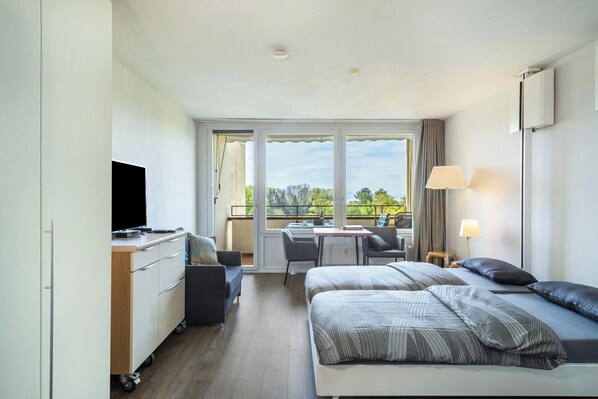 1 室のベッドルーム、WiFi (無料)、ベッドシーツ