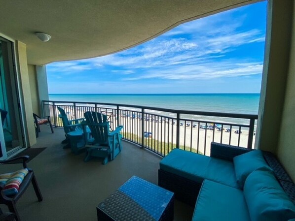 Property grounds - 711 Mar Vista Grande Oceanfront 3 BR 3 BA 
5 Beds - Sleeps 10  (North Myrtle Beach)