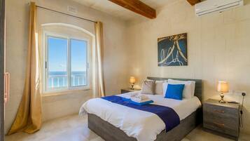 Nhà dành cho gia đình, 4 phòng ngủ, ban công (Inni Gozitan Farmhouse Private Pool)