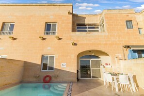 Outdoor pool - Inni Gozitan Farmhouse Private Pool (Gharb)