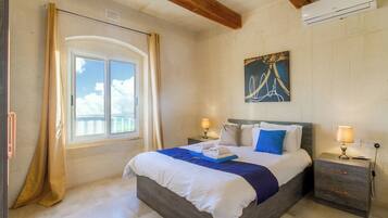 4 bedrooms, free WiFi, bed sheets