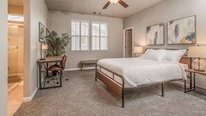 Room - Prime Clovis Gated Condo Near Hospitals (Clovis)