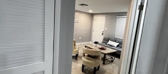 Cozy,comfy and clean 2 bedroom/one bath apartment