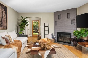 スマートテレビ、暖炉