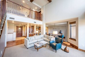 Smart TV, fireplace, table football, ping pong