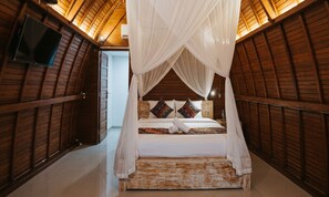 Traditional Double Room | Minibar, desk, soundproofing, free WiFi - Permata Hill Nusa Penida (Penida Island)
