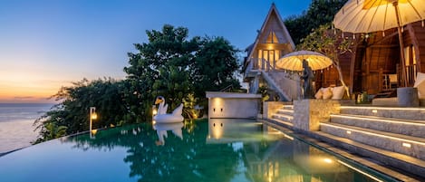 Outdoor pool, sun loungers