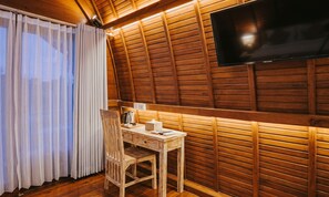 Traditional Double Room | Coffee and/or coffee maker - Permata Hill Nusa Penida (Penida Island)