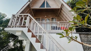 Signature Double Room | Minibar, desk, soundproofing, free WiFi