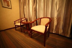 Room - Ding Feng Business Guild Hall (Faku)