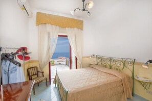 1 camera, ferro/asse da stiro, culla da viaggio, Wi-Fi gratuito