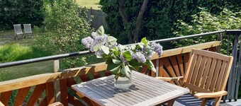 A place of rest and retreat in the natural garden