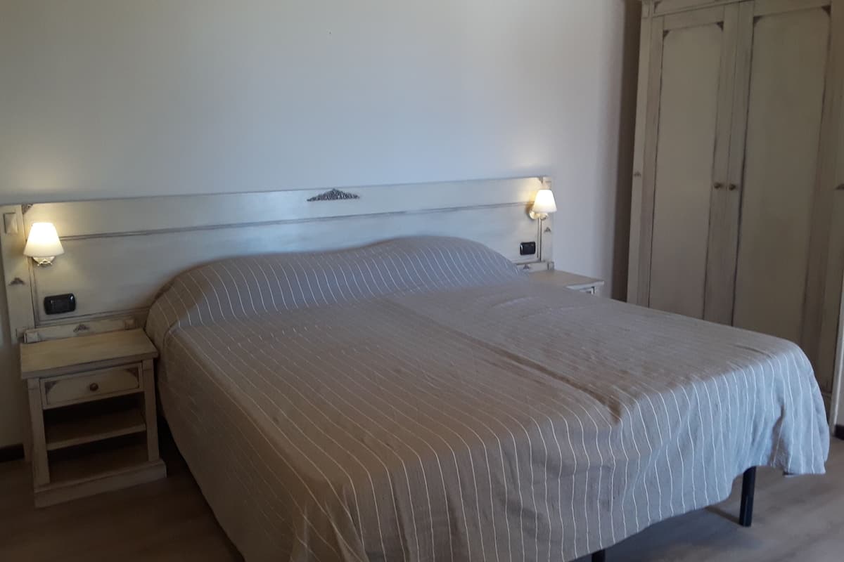 1 slaapkamer, hypoallergeen beddengoed, een minibar, een bureau