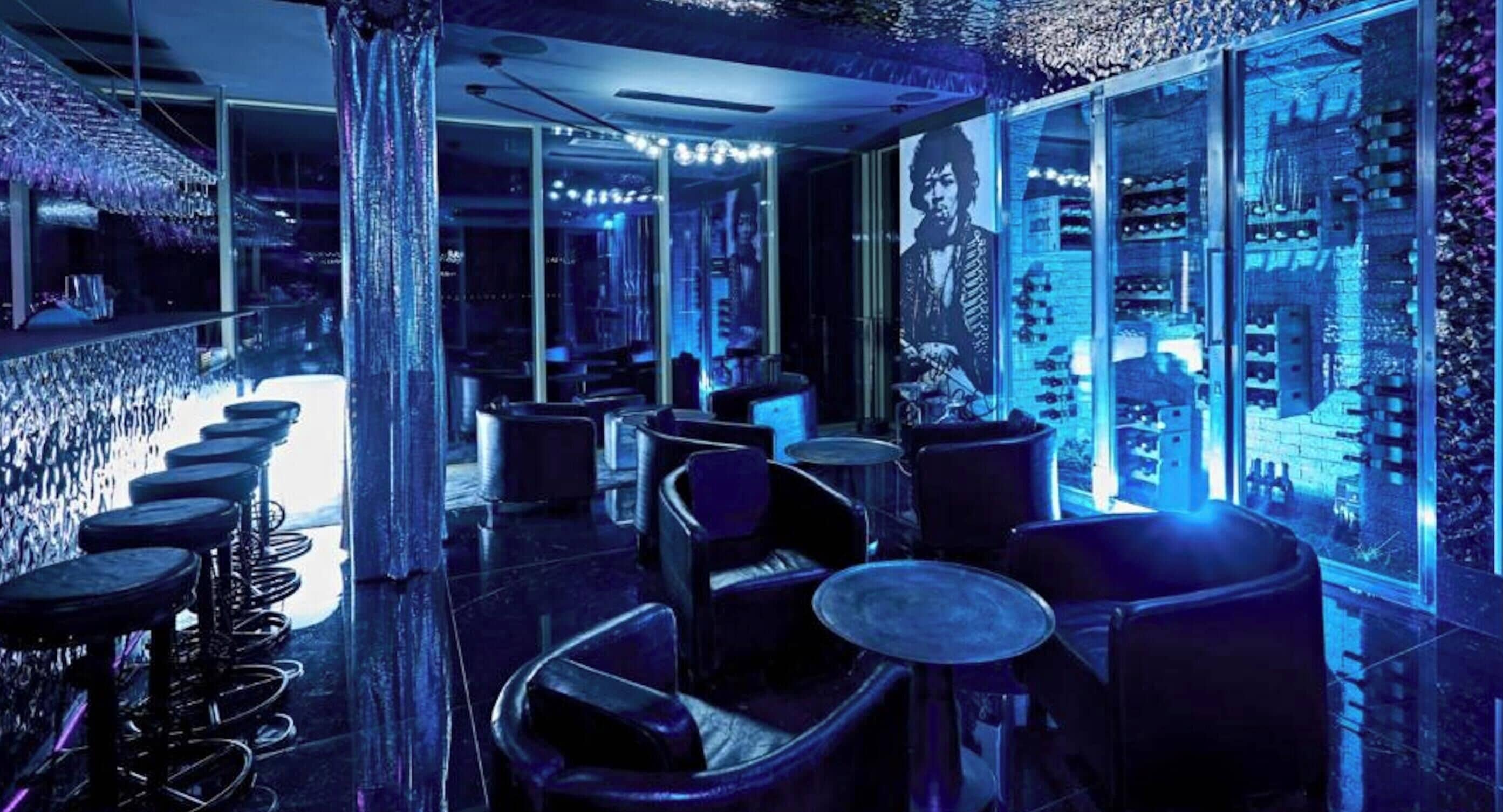 酒吧（店内）