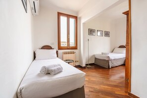 Apartment | 3 Schlafzimmer, Bügeleisen/Bügelbrett