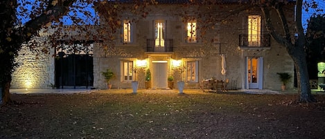 Fachada de la propiedad