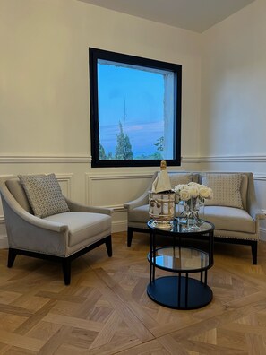 Egyptian cotton sheets, premium bedding, Select Comfort beds, minibar - Domaine de la Trinité (Mauguio)