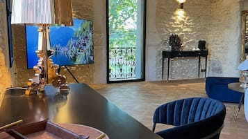 Grand Room | Egyptian cotton sheets, premium bedding, Select Comfort beds, minibar