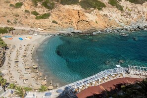 Villa | Beach | On the beach