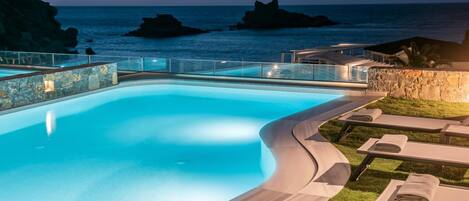 House | Pool | Outdoor pool