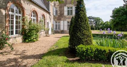 Charmant gĂźte familial avec parc, prĂšs des vignobles, Ă 30 min dâAngers - Confort et cadre raffinĂ©.
