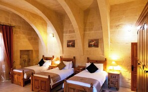 Villa Standard, plusieurs chambres (Villeleynah Amazing Gozitan Villa +) | 5 chambres, accès au Wi-Fi (inclus), literie fournie