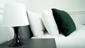 2 bedrooms, iron/ironing board, free WiFi, bed sheets - JEWEL OF BARKING (Barking)