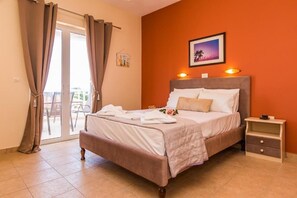 1 makuuhuone, tallelokero huoneessa, silitysrauta/-lauta