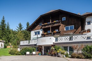 Exterior - Apartment 'Prapoz Typ B3' with Mountain View, Garden & Wi-Fi (Ortisei)