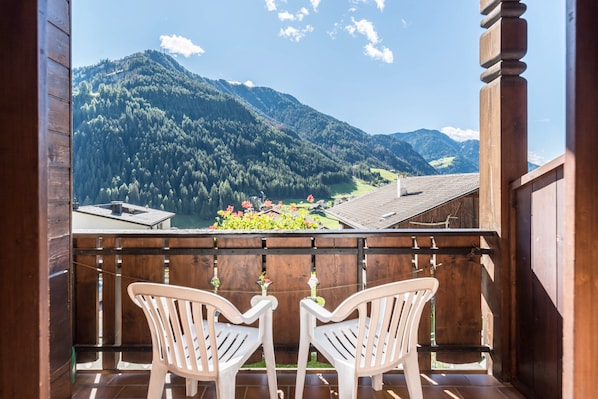 Property grounds - Apartment Prapoz Typ C2 with Mountain View, Wi-Fi & Balcony (Ortisei)