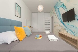 1 chambre, fer et planche à repasser, Wi-Fi, draps fournis