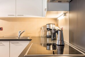 Fridge, microwave, stovetop, dishwasher - Apartment 'Prapoz Typ B1' with Mountain View, Shared Garden & Wi-Fi (Ortisei)