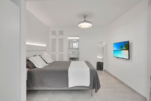 1 slaapkamer, een strijkplank/strijkijzer, gratis wifi, beddengoed