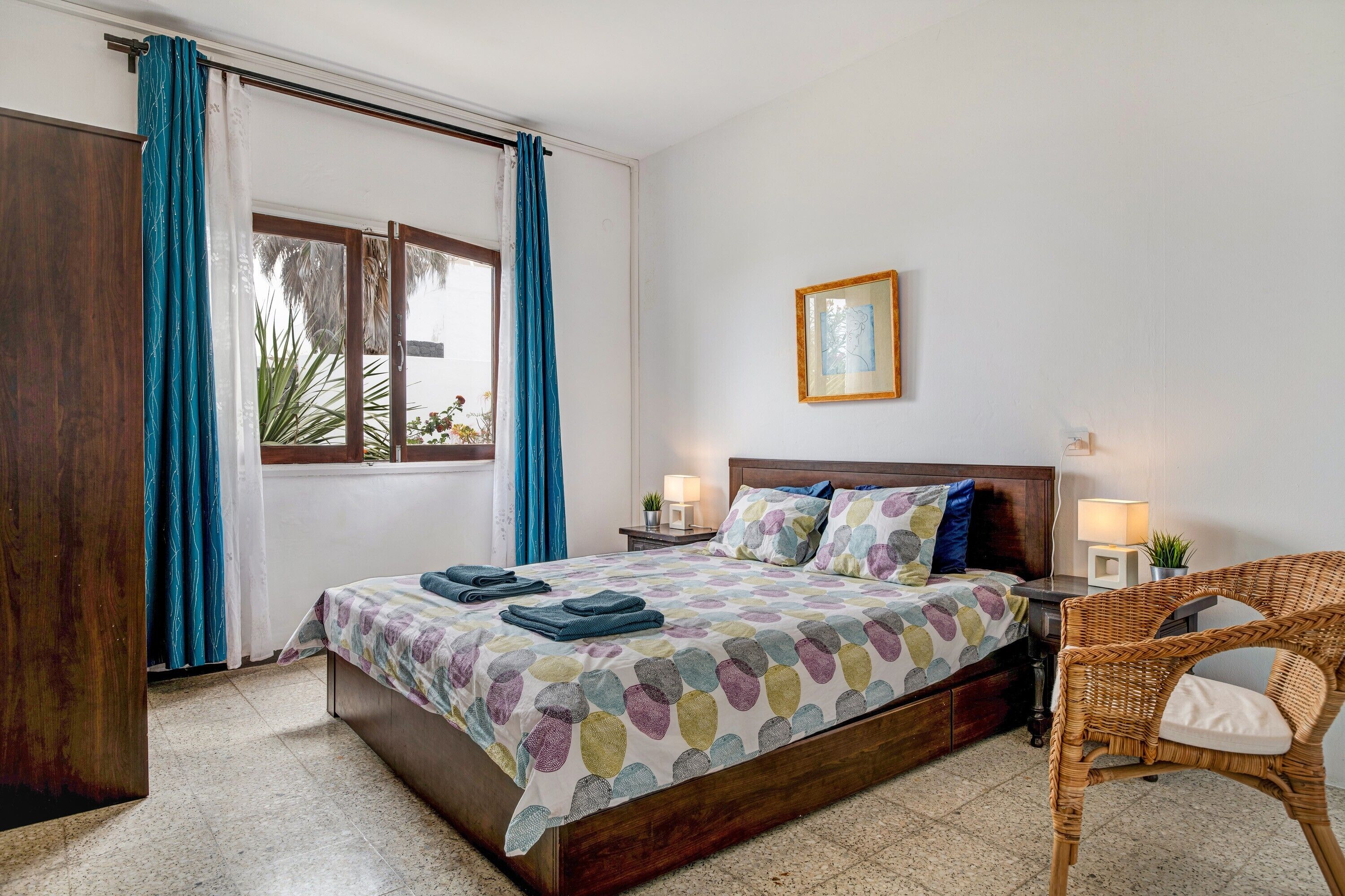 3 bedrooms, free WiFi, bed sheets