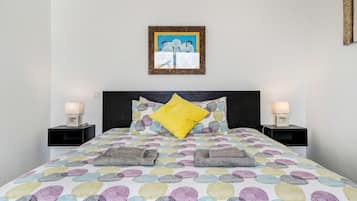 1 bedroom, free WiFi, bed sheets