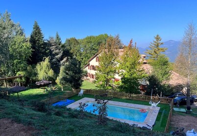 Holiday Home Can Blau with Mountain View, Pool, Garden & Wi-Fi