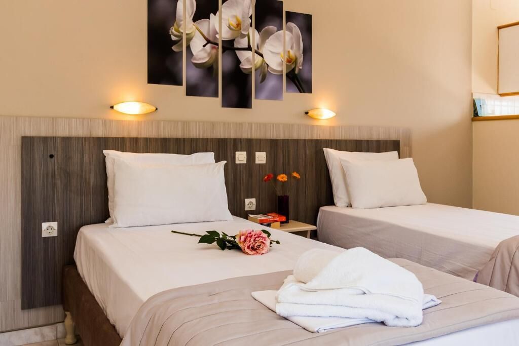 1 bedroom, in-room safe, iron/ironing board, travel cot