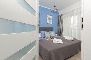 2 slaapkamers, een strijkplank/strijkijzer, wifi, beddengoed
