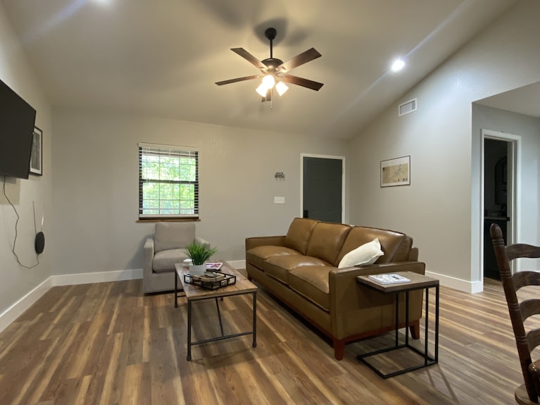 Northwoods Basecamp: Bike Or Hike Right From The Nighthawk Cabin! - Hot Springs, AR