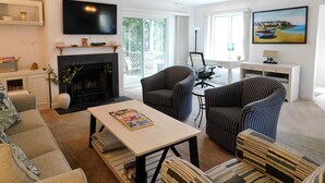 Smart TV, fireplace - 541D Hudson Avenue - Stewards Watch (Bethany Beach)