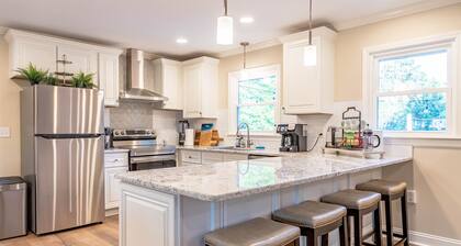 Peaceful Retreat - Near Beaches, Downtown, UNCW