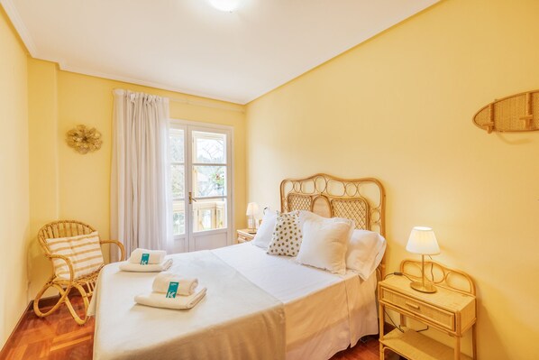 2 bedrooms, WiFi, bed sheets - Botanika - baskeyrentals (Lekeitio)