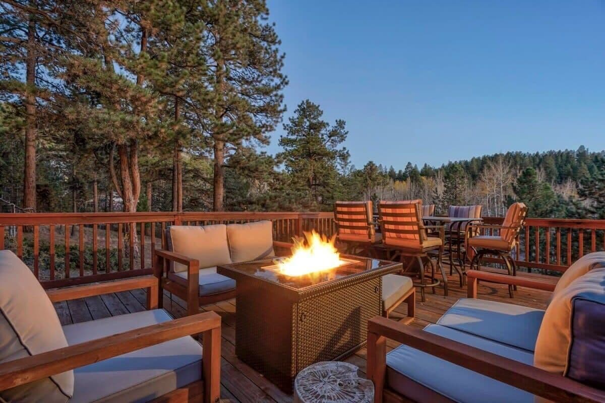Nature's Haven|5BD Mountain Views|Hot Tub Fire Pit