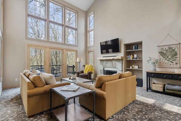 Smart TV, foosball, table tennis, books